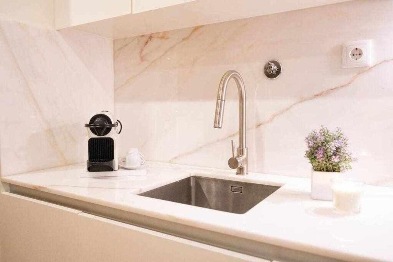 Camoes Place Loft Duplex Porto Bagian luar foto