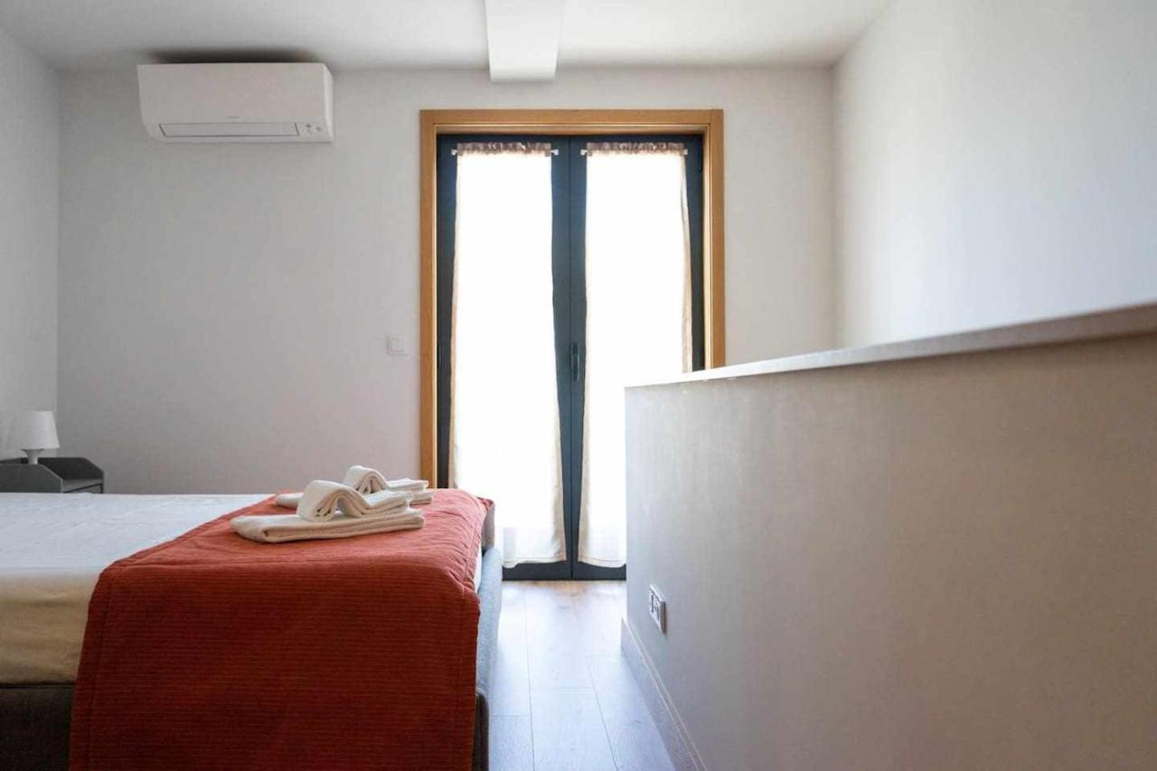 Camoes Place Loft Duplex Porto Bagian luar foto