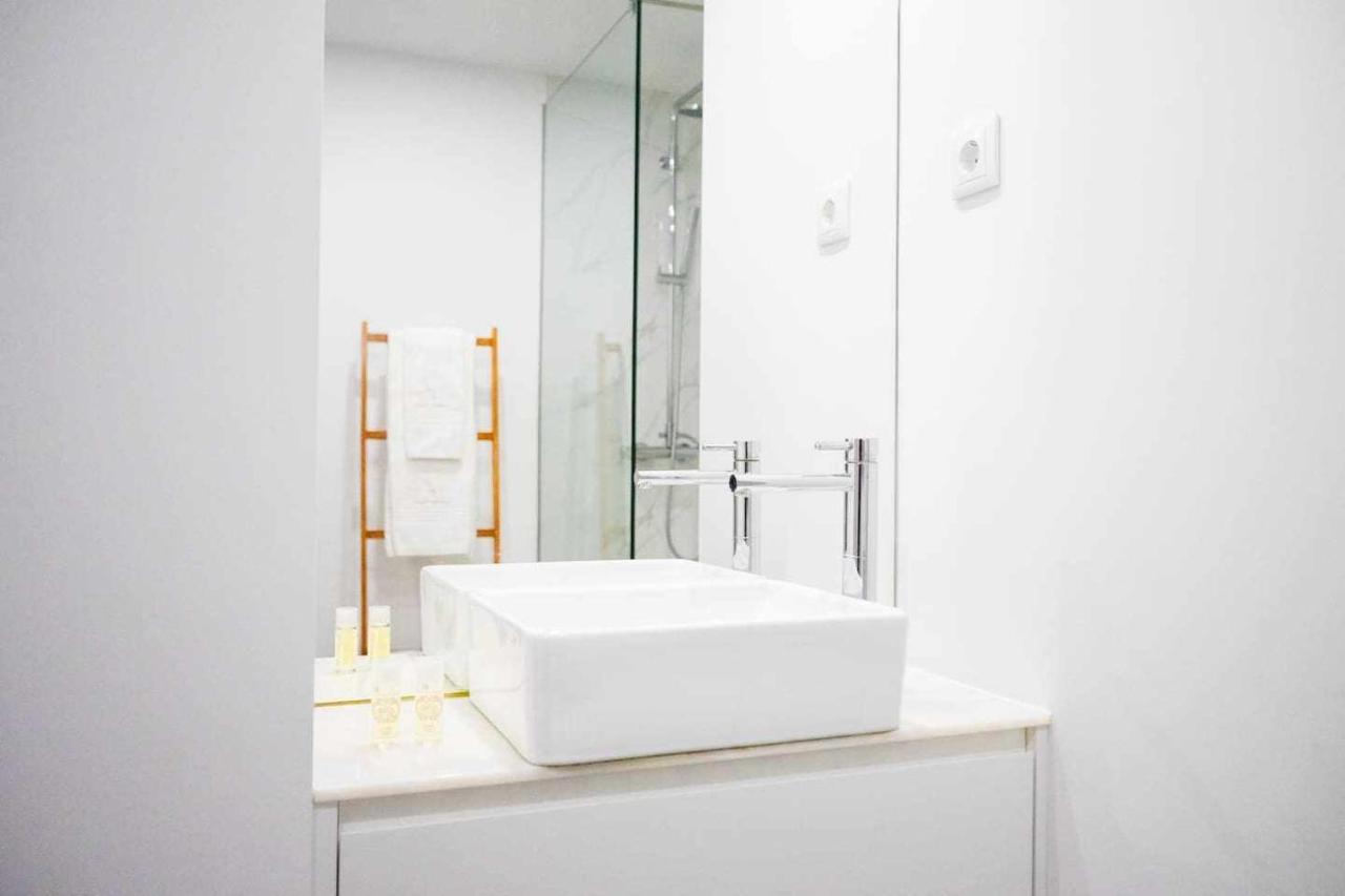 Camoes Place Loft Duplex Porto Bagian luar foto